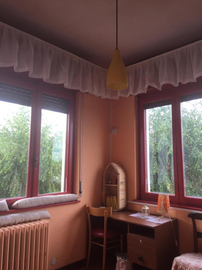B&B Il Tempo Del Sogno Con Cani E Gatti Pet&Breakfast 바메노 외부 사진